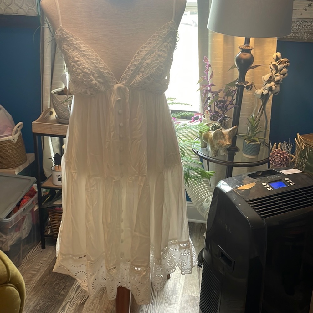 Dress up boutique white dress